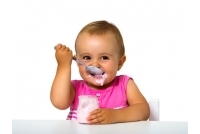 Idées pour sucrer ou aromatiser les yaourts de bébé