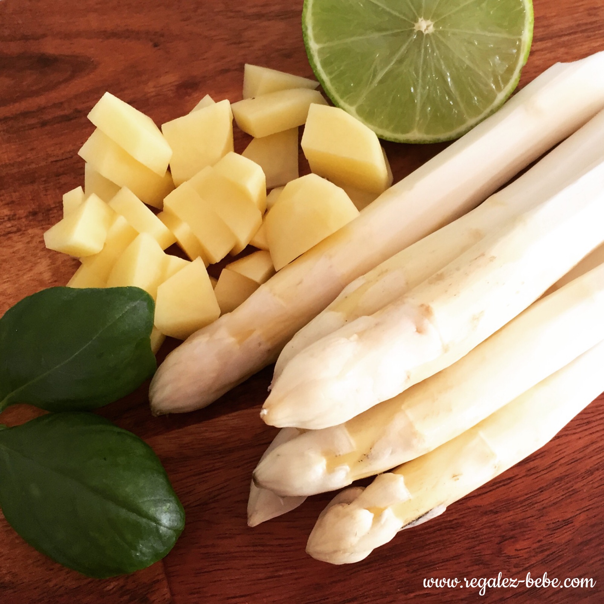 Purée d'asperges blanches au citron vert et basilic